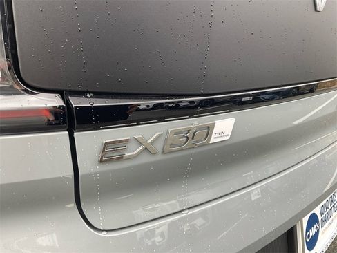 New 2026 Volvo EX30 Cross Country Ultra image 16