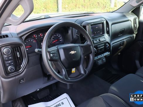 Used 2020 Chevrolet Silverado 1500 Custom w/ Trailering Package image 16