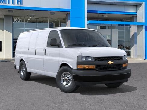 New 2025 Chevrolet Express 2500 image 7