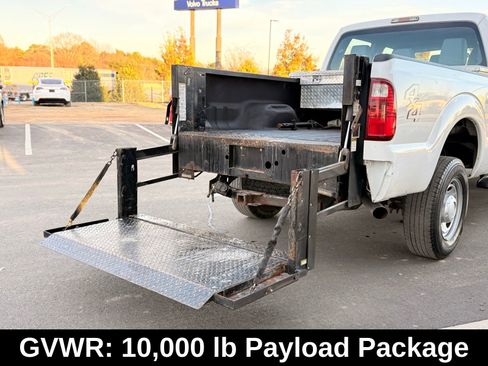 Used 2015 Ford F250 XL w/ Power Equipment Group image 8