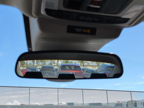 Used 2025 Honda Accord SE image 26