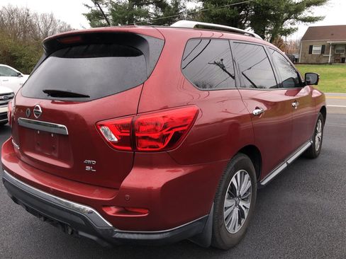 Used 2017 Nissan Pathfinder SL w/ SL Premium Package image 5