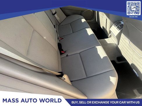 Used 2014 Mercedes-Benz C 300 Sport image 10