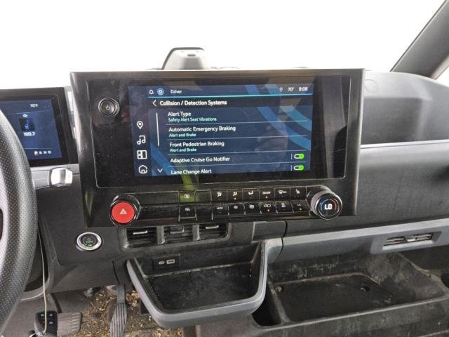 Used 2024 Chevrolet Brightdrop 600 w/ Commercial Equipment Package AWD/4WD image 2