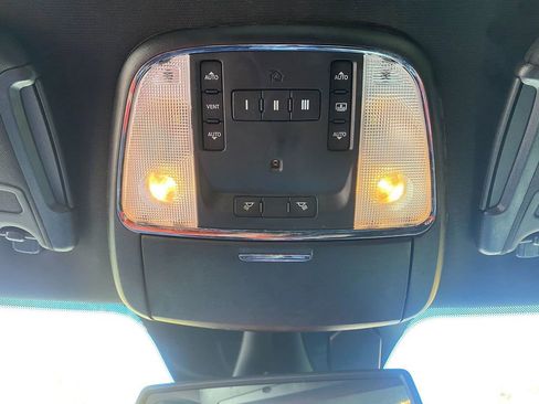 Used 2013 Chrysler 300 SRT8 w/ Leather Interior Group image 23