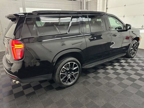 Used 2023 Chevrolet Suburban RST w/ Sport Performance Package AWD/4WD image 10