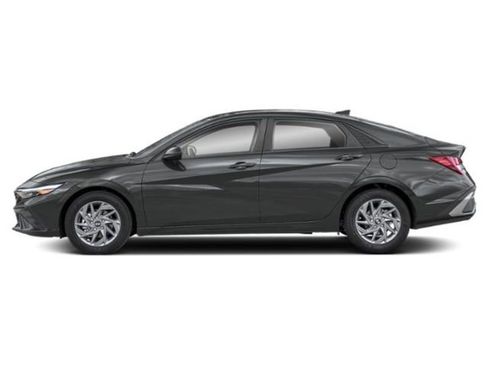 New 2026 Hyundai Elantra SEL Sport Premium FWD image 2