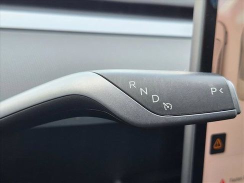 Used 2020 Tesla Model 3 Long Range AWD/4WD image 11