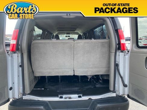 Used 2019 Chevrolet Express 3500 LS image 8