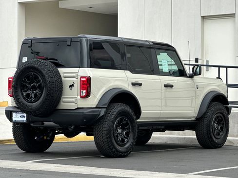 New 2026 Ford Bronco Big Bend w/ Black Diamond Package image 3