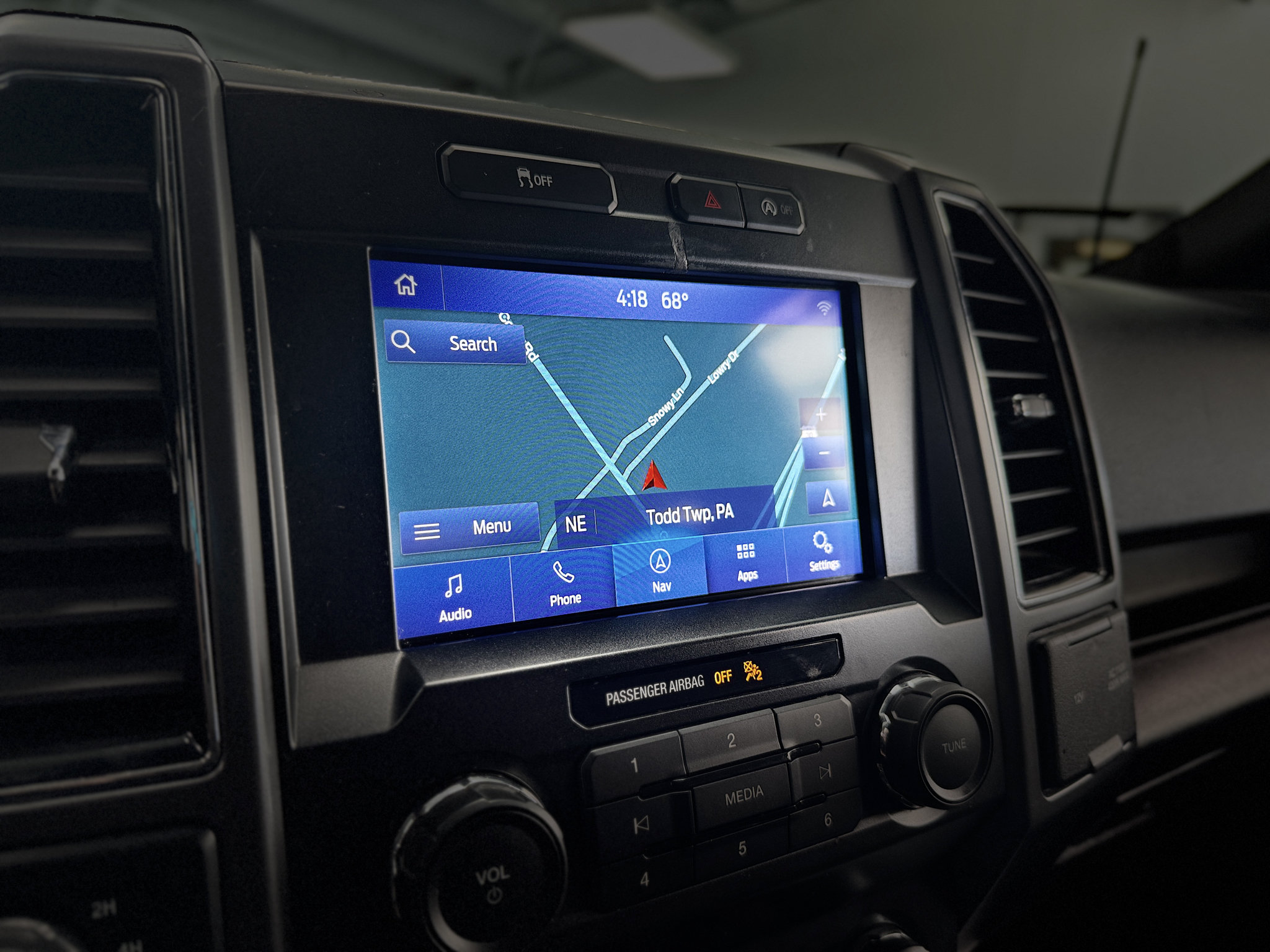 Used 2019 Ford F150 XLT w/ Equipment Group 302A Luxury AWD/4WD image 23