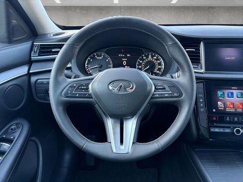 Used 2020 INFINITI QX50 Pure image 21