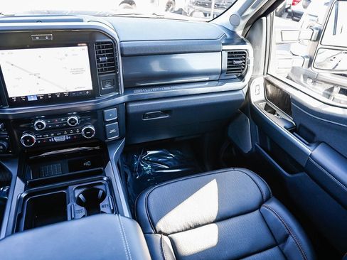 Used 2026 Ford F350 Lariat w/ Lariat Ultimate Package AWD/4WD image 16