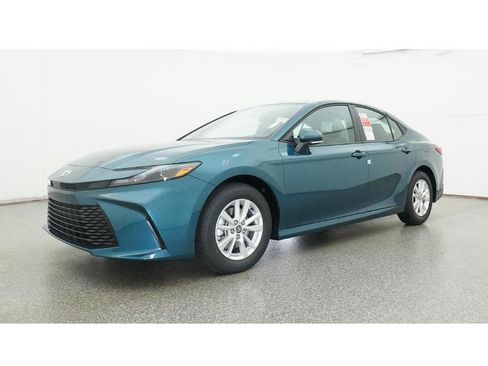 New 2026 Toyota Camry LE image 17