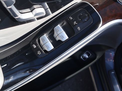 Certified 2022 Mercedes-Benz S 580 4MATIC Sedan image 19