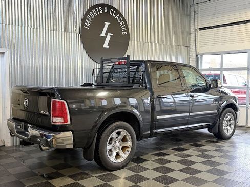 Used 2017 RAM 1500 Laramie AWD/4WD image 3