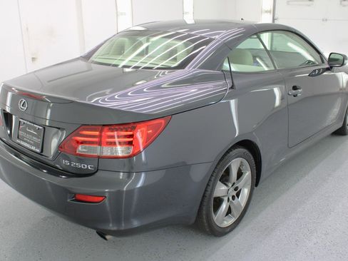 Used 2011 Lexus IS 250C image 31