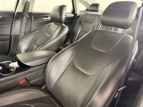 Used 2014 Ford Fusion Titanium image 23