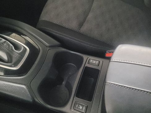 Used 2021 Nissan Rogue Sport SV FWD image 26