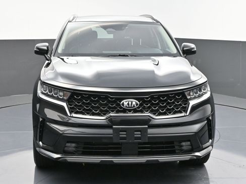 Used 2021 Kia Sorento EX w/ Panoramic Sunroof Package image 2