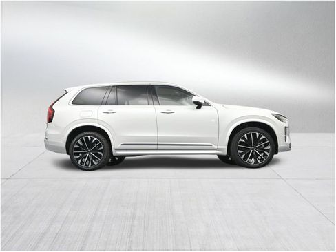 New 2026 Volvo XC90 T8 Ultra w/ Protection Package Premier AWD/4WD image 27