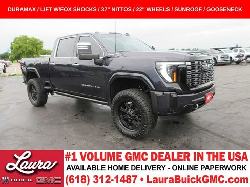 Used 2026 GMC Sierra 2500 Denali Ultimate AWD/4WD image 1