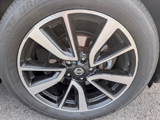 Used 2019 Nissan Rogue SL w/ Premium Package AWD/4WD image 9