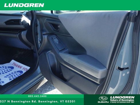Used 2024 Subaru Crosstrek 2.0i Premium image 8