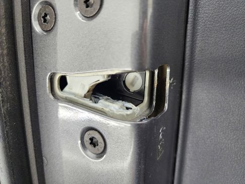 Used 2025 Ford F350 Lariat w/ Lariat Ultimate Package image 38