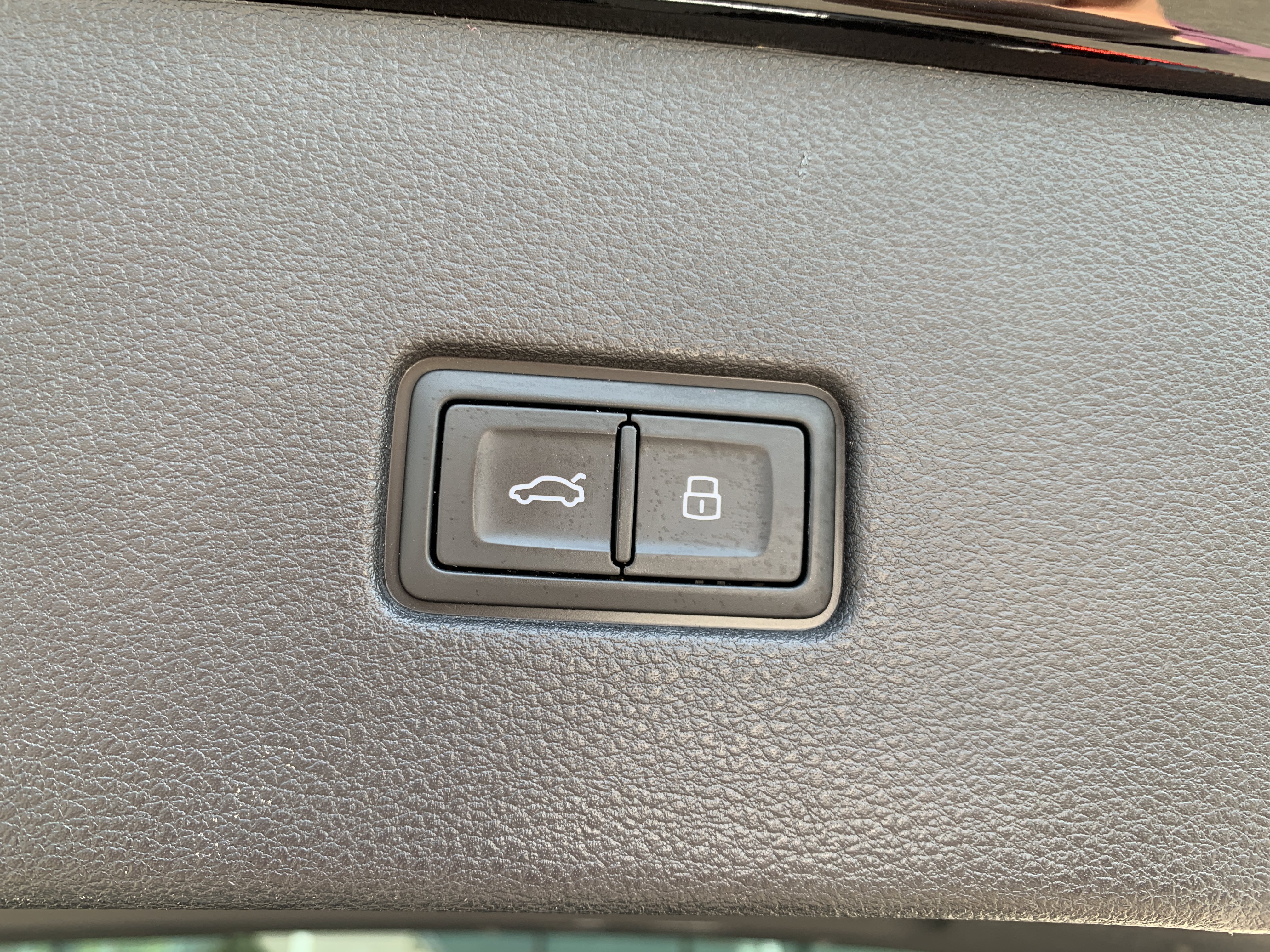 Certified 2023 Audi Q8 Premium w/ Convenience Package AWD/4WD image 19