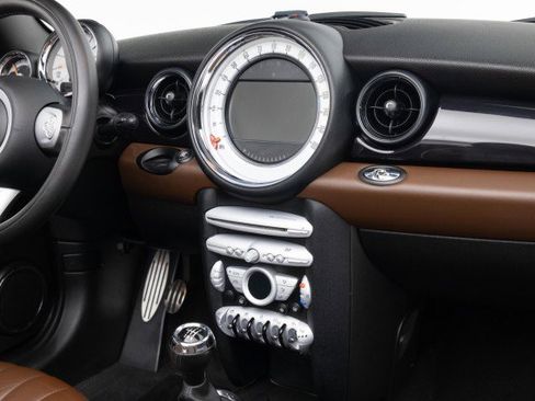 Used 2009 MINI Cooper S image 18