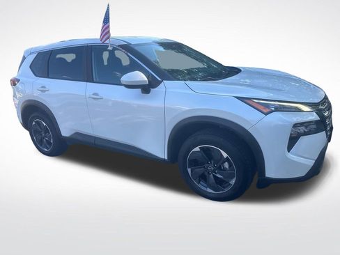 Used 2024 Nissan Rogue SV AWD/4WD image 38