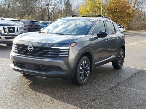 New 2026 Nissan Kicks SV image 2