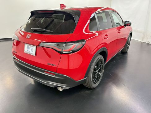 New 2026 Honda HR-V Sport image 9