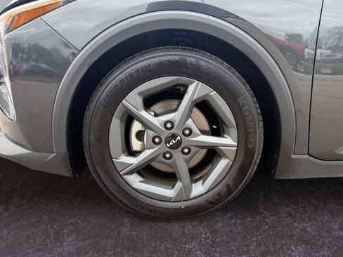 Used 2025 Kia K4 FWD image 25