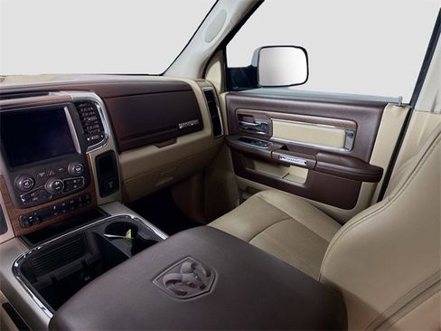 Used 2018 RAM 2500 Laramie w/ Convenience Group image 22