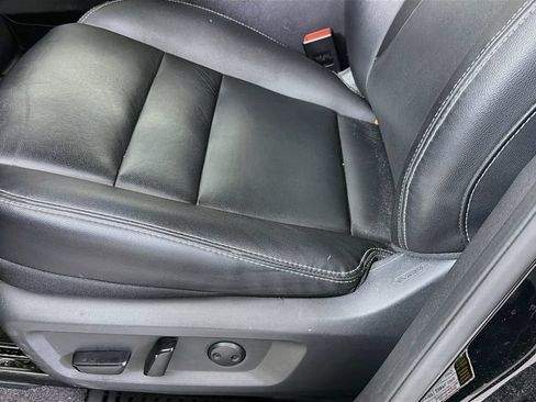 Used 2023 Nissan Rogue SL w/ SL Premium Package FWD image 24