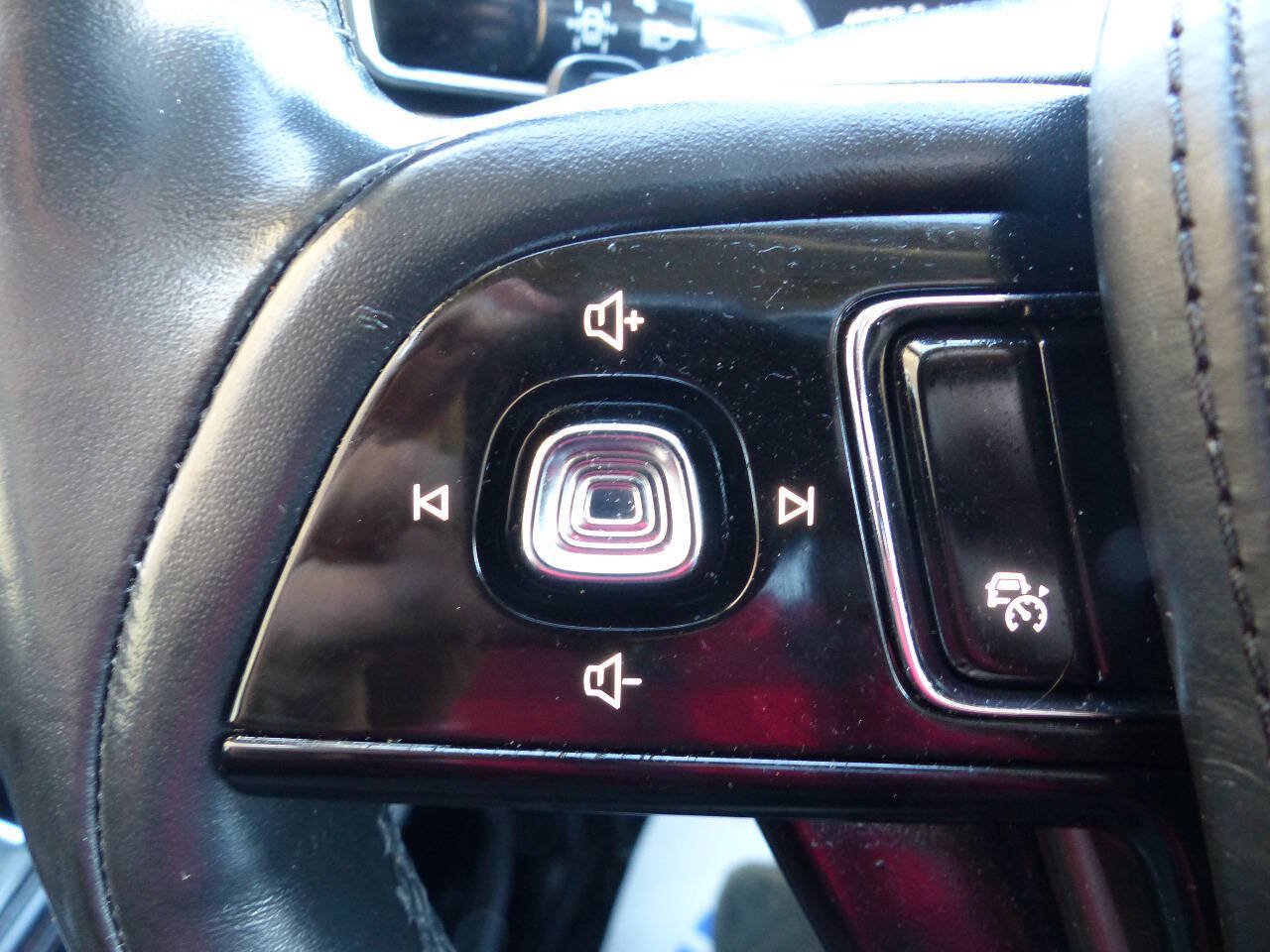 Used 2020 Lincoln Aviator Reserve w/ Equipment Group 201A AWD/4WD image 25