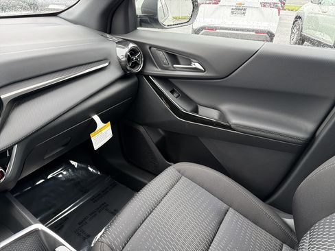 New 2026 Chevrolet Equinox LT w/ Safety and Technology Package image 25