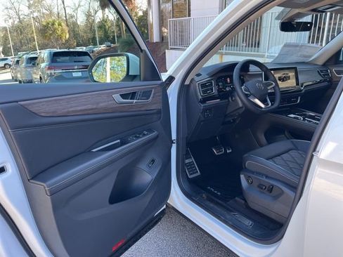 New 2026 Volkswagen Atlas SEL Premium R-Line image 4