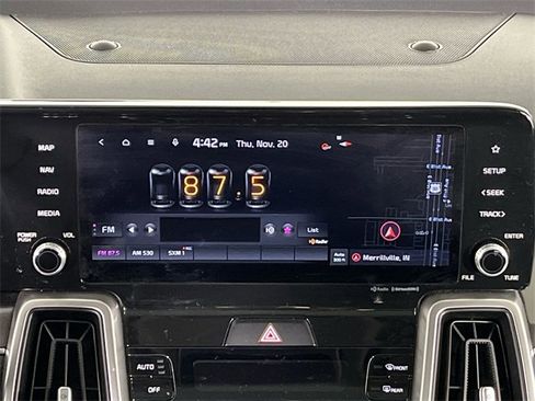 Certified 2022 Kia Sorento S w/ Panoramic Sunroof Package image 16