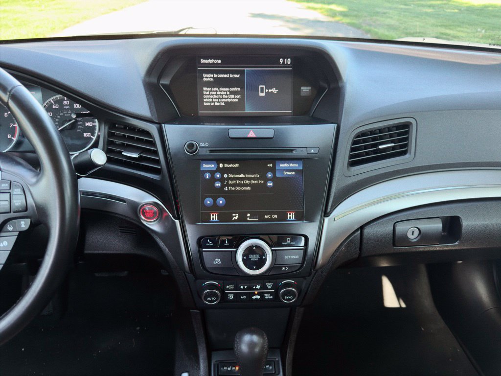 Used 2020 Acura ILX w/ Premium Package FWD image 4