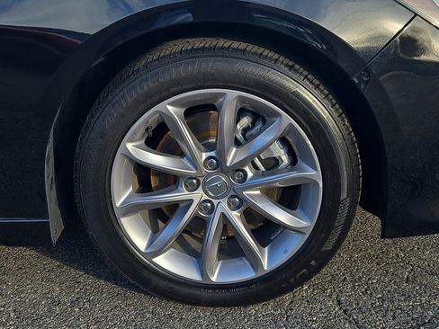 Used 2022 Acura TLX image 8