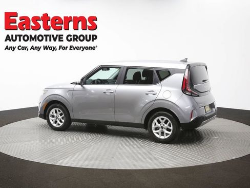 Used 2025 Kia Soul LX w/ LX Technology Package image 61