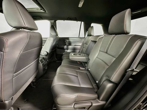 Used 2022 Honda Passport TrailSport image 4