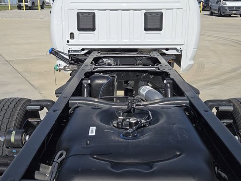 New 2026 RAM 5500 Tradesman w/ Chrome Appearance Group image 21
