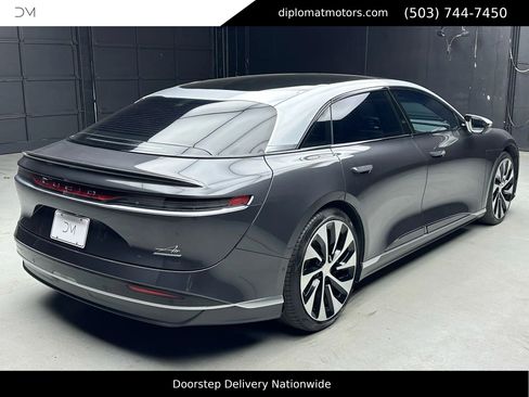 Used 2022 Lucid Air Grand Touring image 6