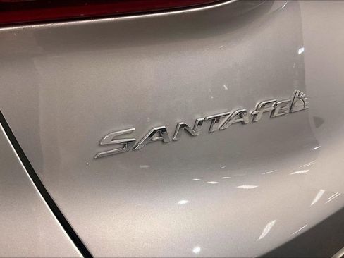 Used 2020 Hyundai Santa Fe Limited image 28