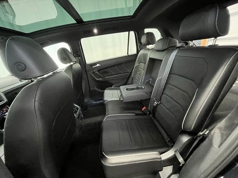 Used 2024 Volkswagen Tiguan SEL R-Line image 26