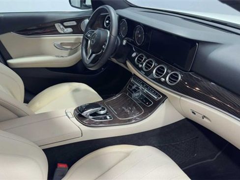 Used 2019 Mercedes-Benz E 300 w/ Premium 1 Package image 14